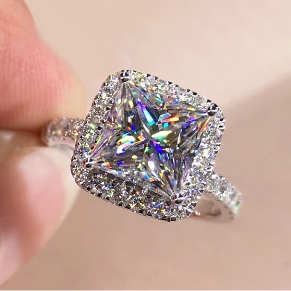 New Women’s 925 Silver Square Shape Stylish Diamond Ring - Picture 3 of 6